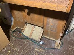 Pump Organ