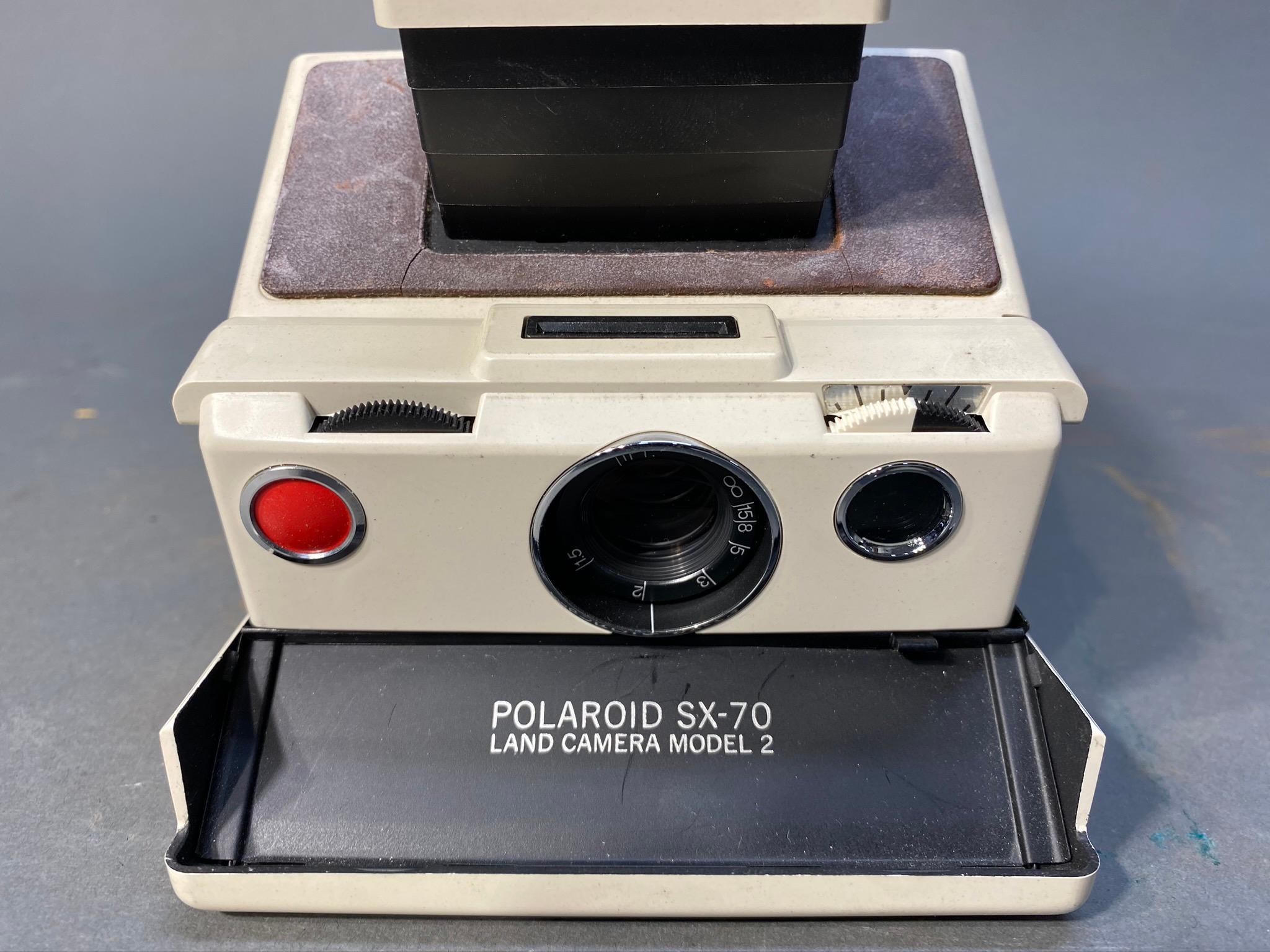 Polaroid SX-70 Land Camera Model 2