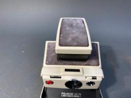 Polaroid SX-70 Land Camera Model 2