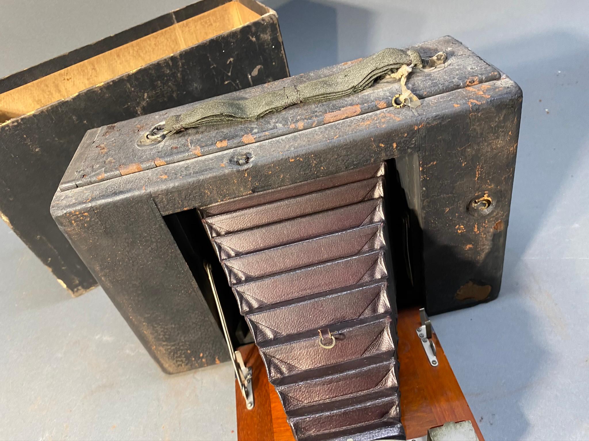 Blair Camera Co. No. 3 Combination Hawkeye