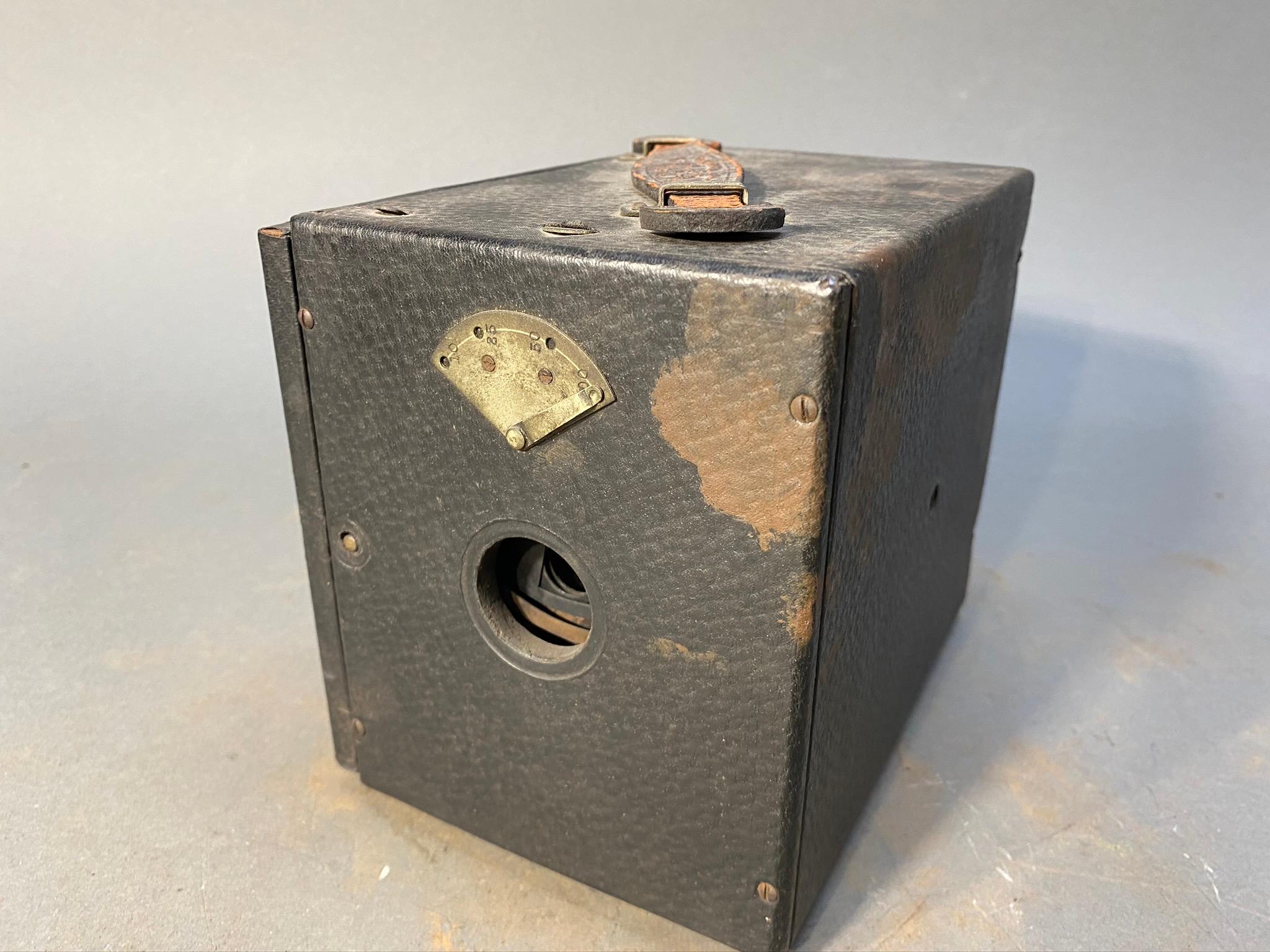 Junior Reflex Box Camera with viewfinder hood