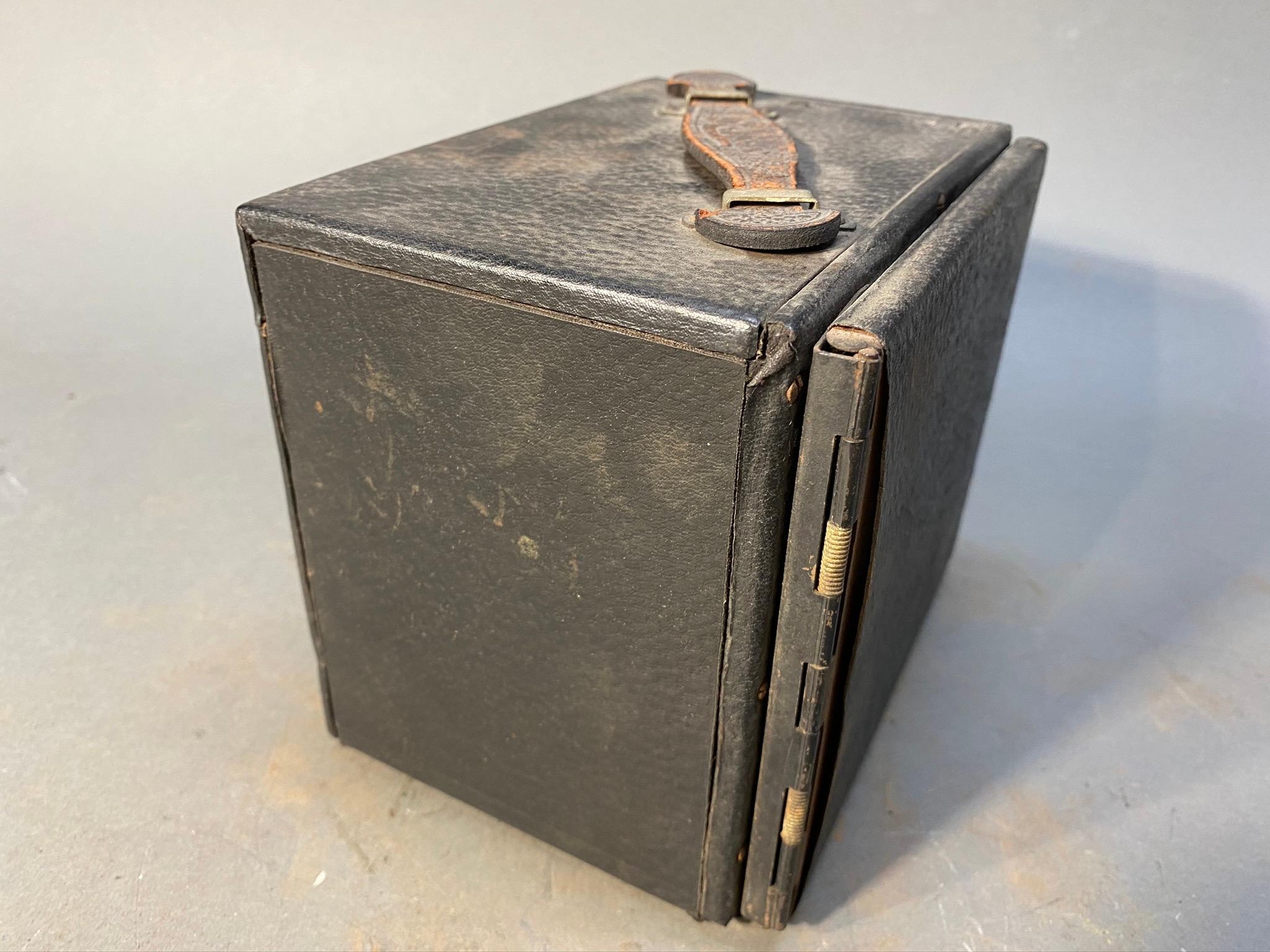 Junior Reflex Box Camera with viewfinder hood