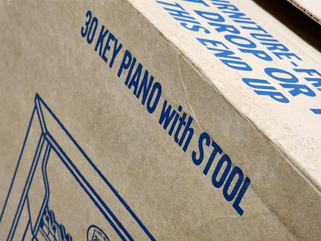 Jaymar Piano - No Stool