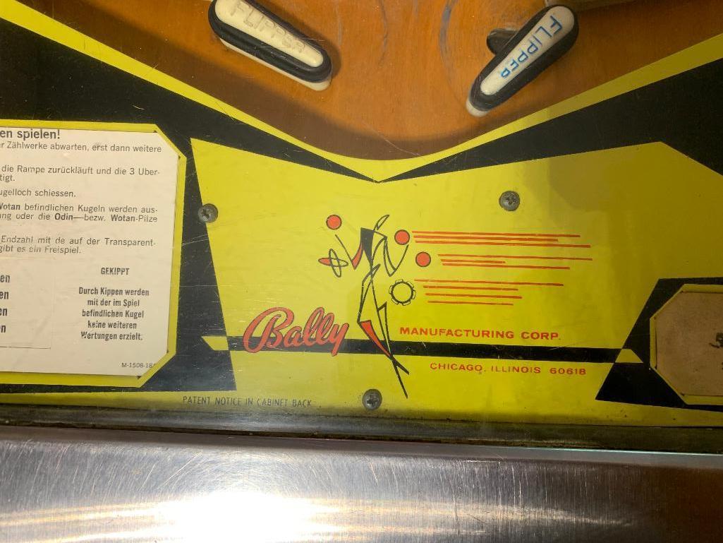 Bally Fireball Pinball Machine (WORKS)