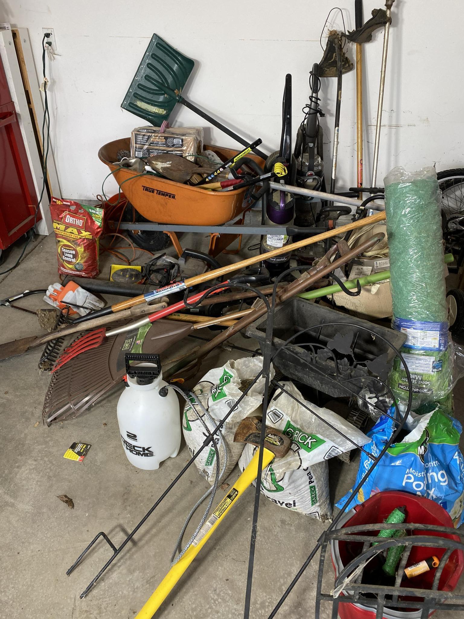 Very Large Gardening, Outdoors, Homeowner Lot