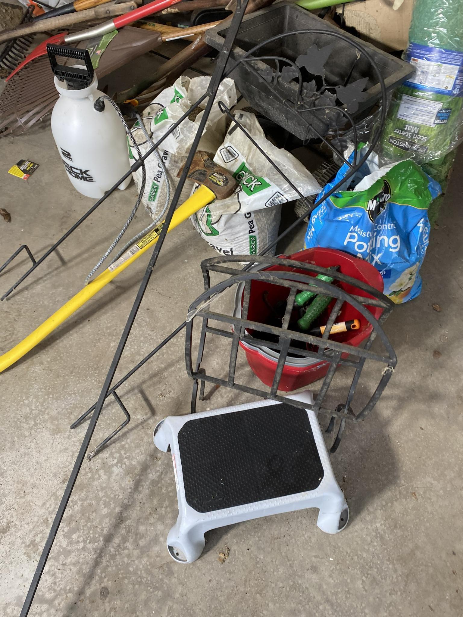 Very Large Gardening, Outdoors, Homeowner Lot