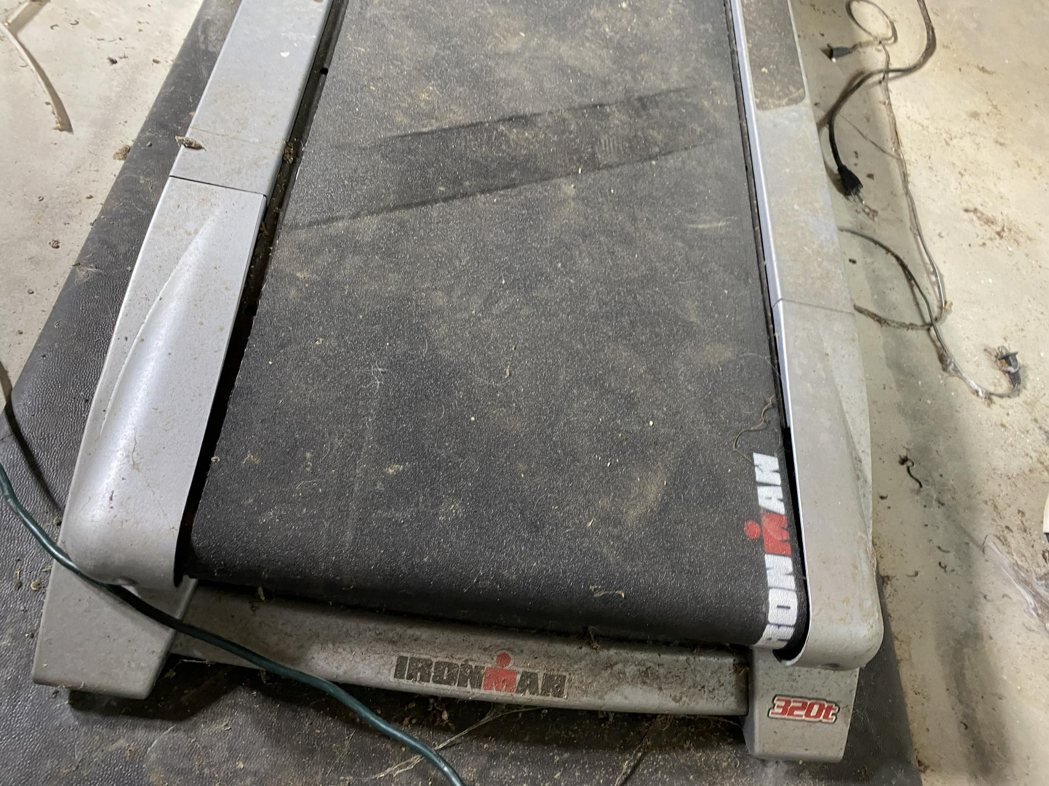 Ironman Treadmill 320T Works