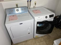 Like New Maytag Washing Machine & Dryer