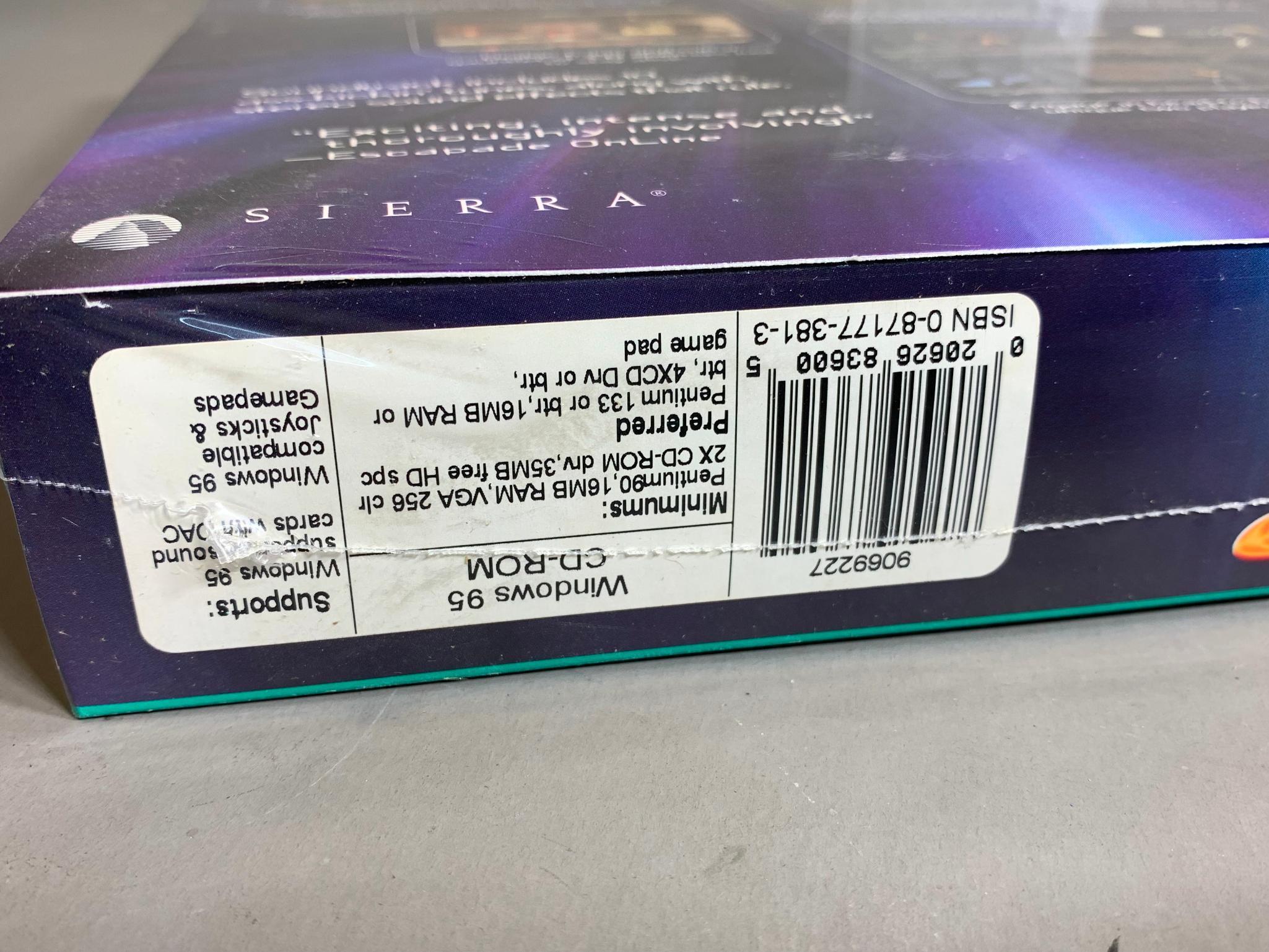 Sealed Hunter Hunted by Sierra PC Game