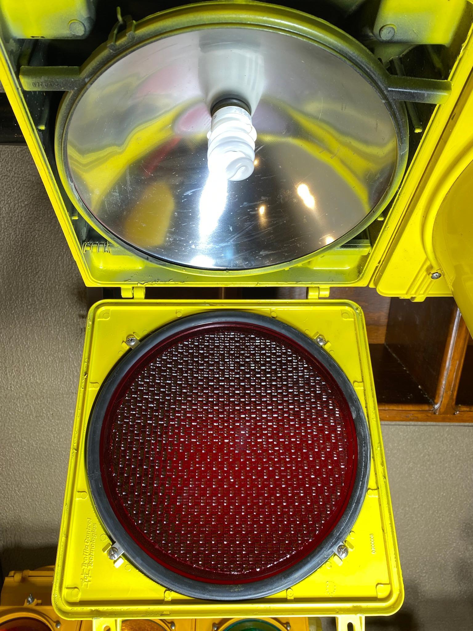 Vintage Traffic Stop Light on Stand with Swivel - Lights Up!