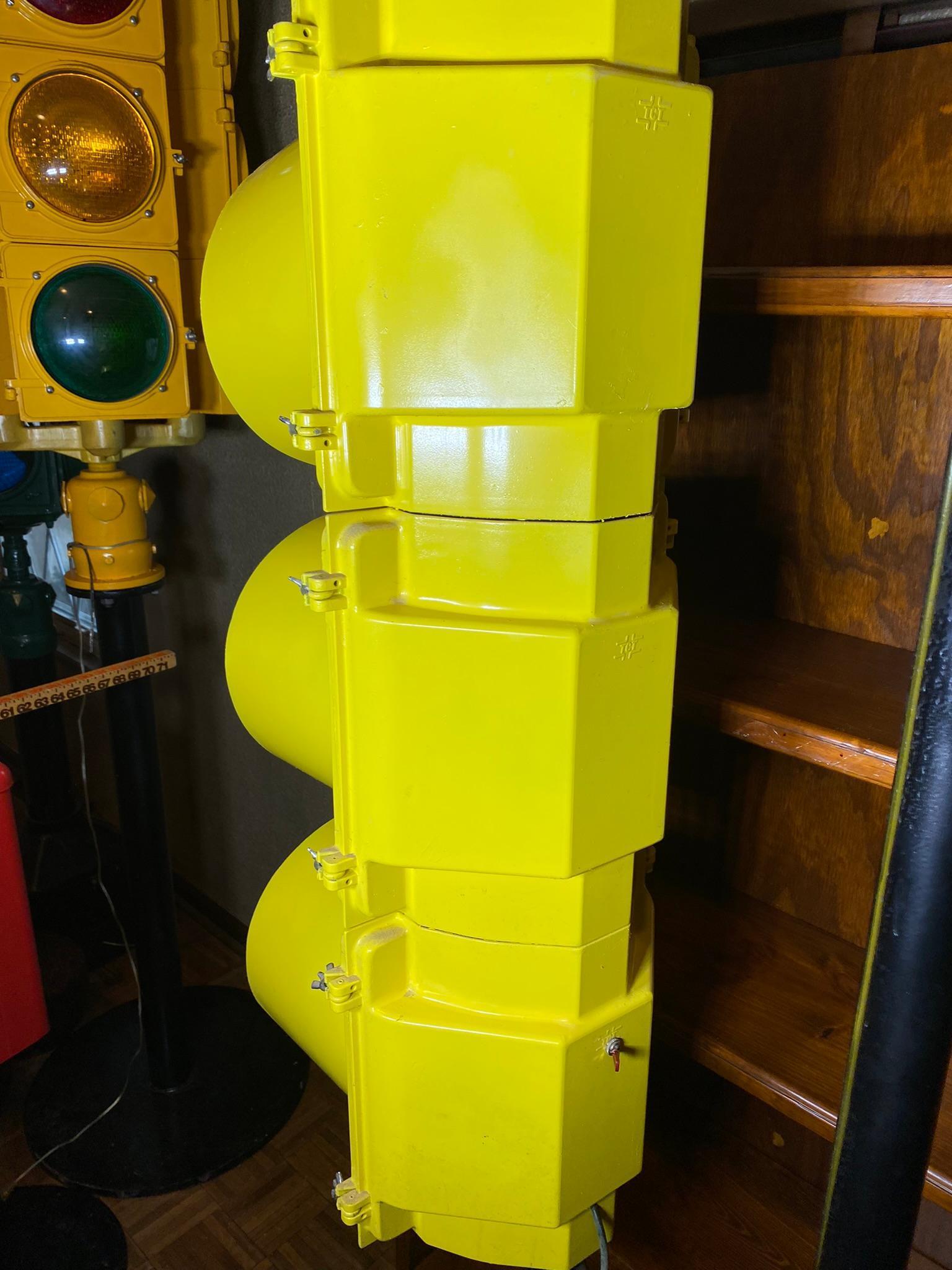 Vintage Traffic Stop Light on Stand with Swivel - Lights Up!