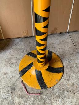 Traffic Light Mounting Base