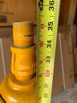 Traffic Light Mounting Base