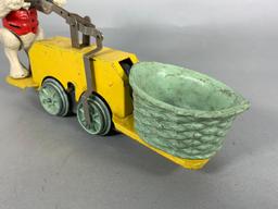 Lionel Pre-War Peter Rabbit Easter Bunny Hand Car with Flanged Wheels