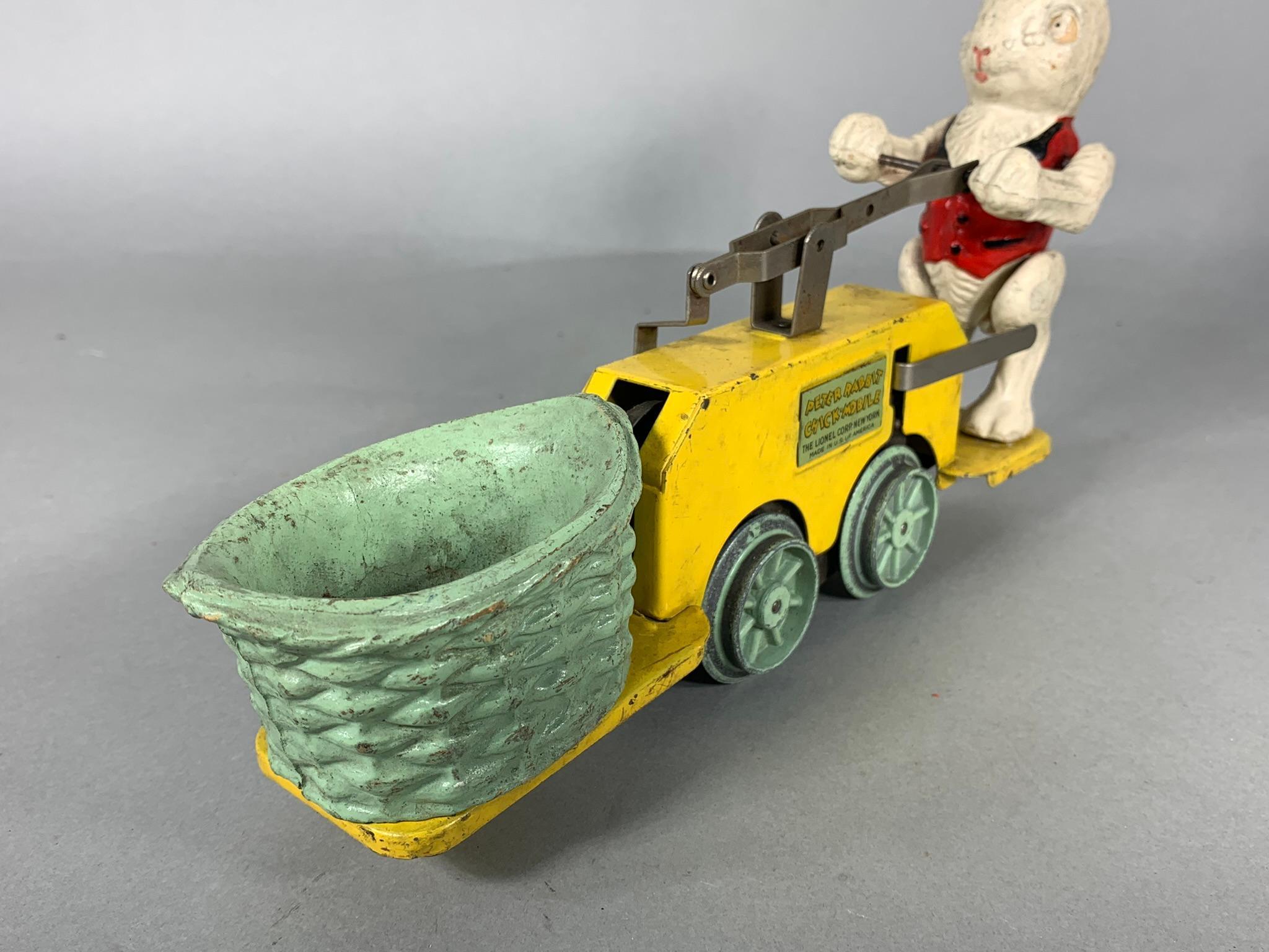 Lionel Pre-War Peter Rabbit Easter Bunny Hand Car with Flanged Wheels