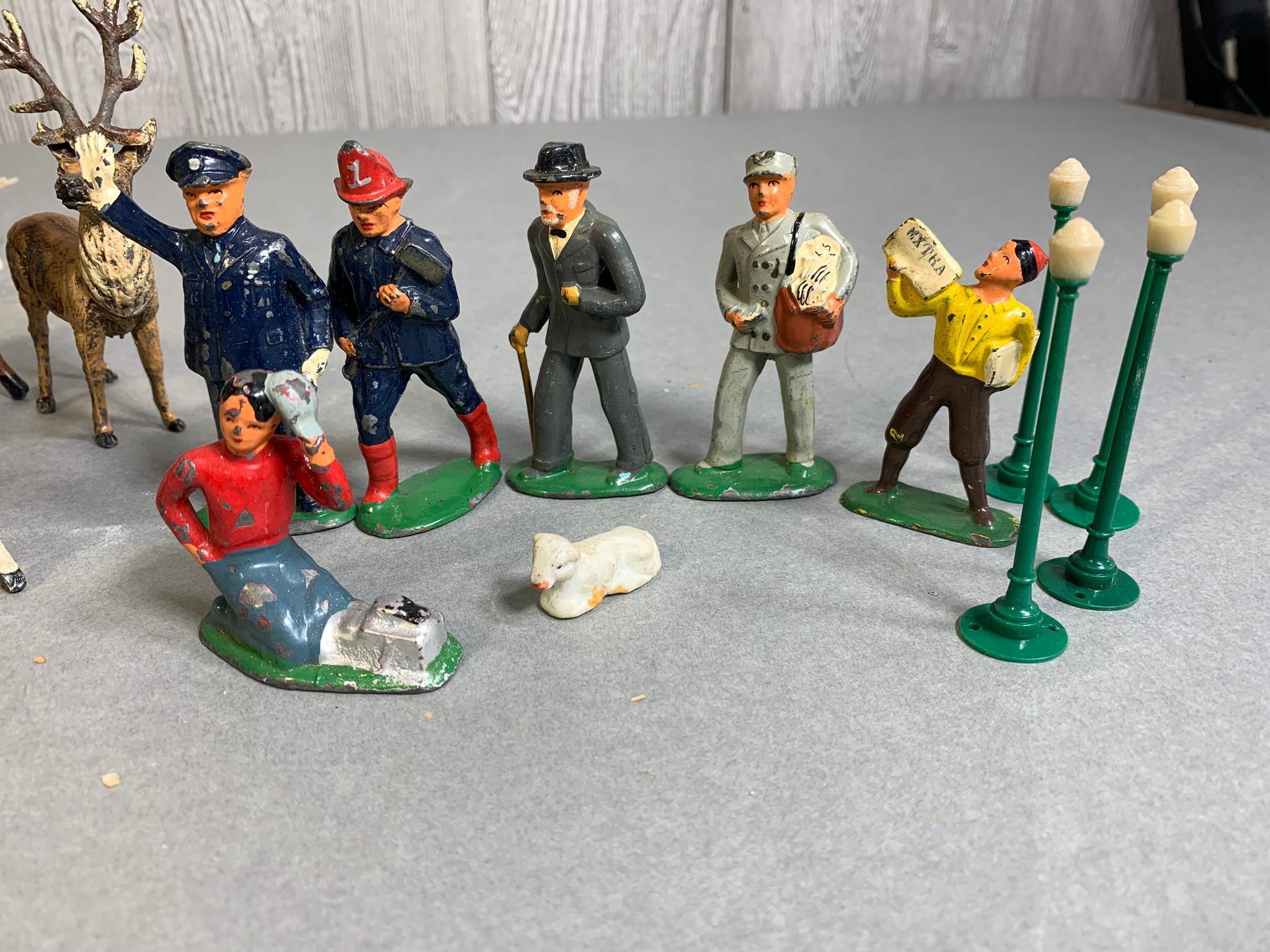 Barclay Lead Figures & Nativity Items, Plastic Fence