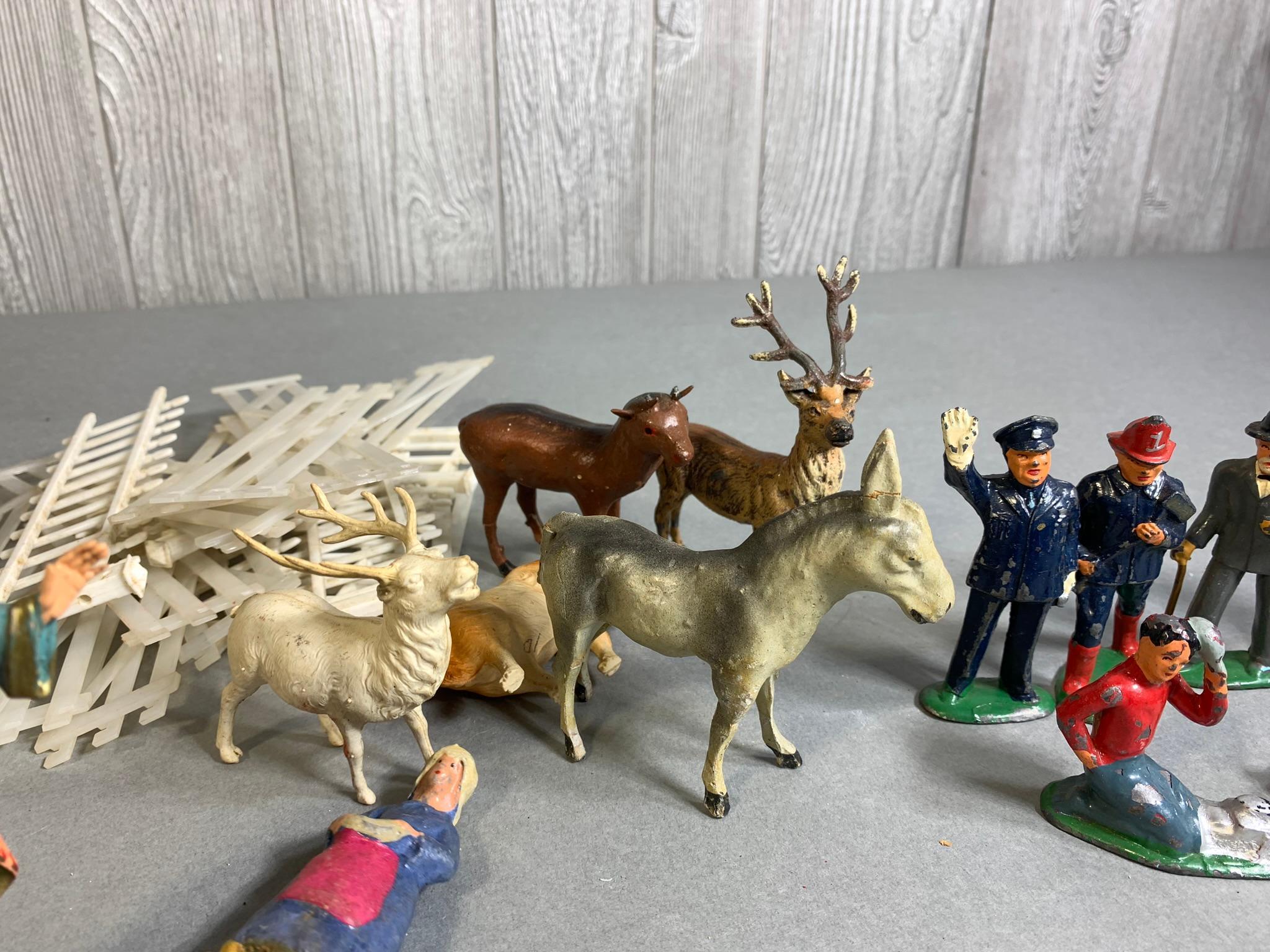 Barclay Lead Figures & Nativity Items, Plastic Fence