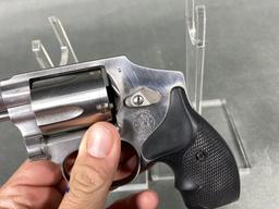 Smith & Wesson Model 940-1 Rare 9mm Revolver Hammerless