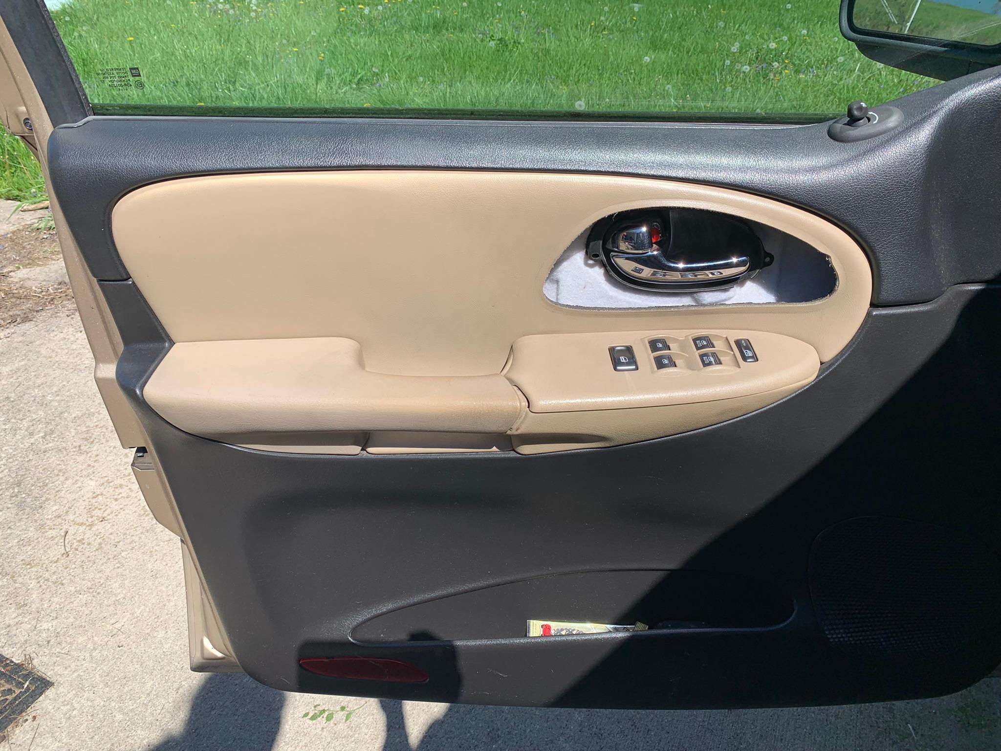 2006 Chevy Trailblazer LS, 105,346 Miles Has Key