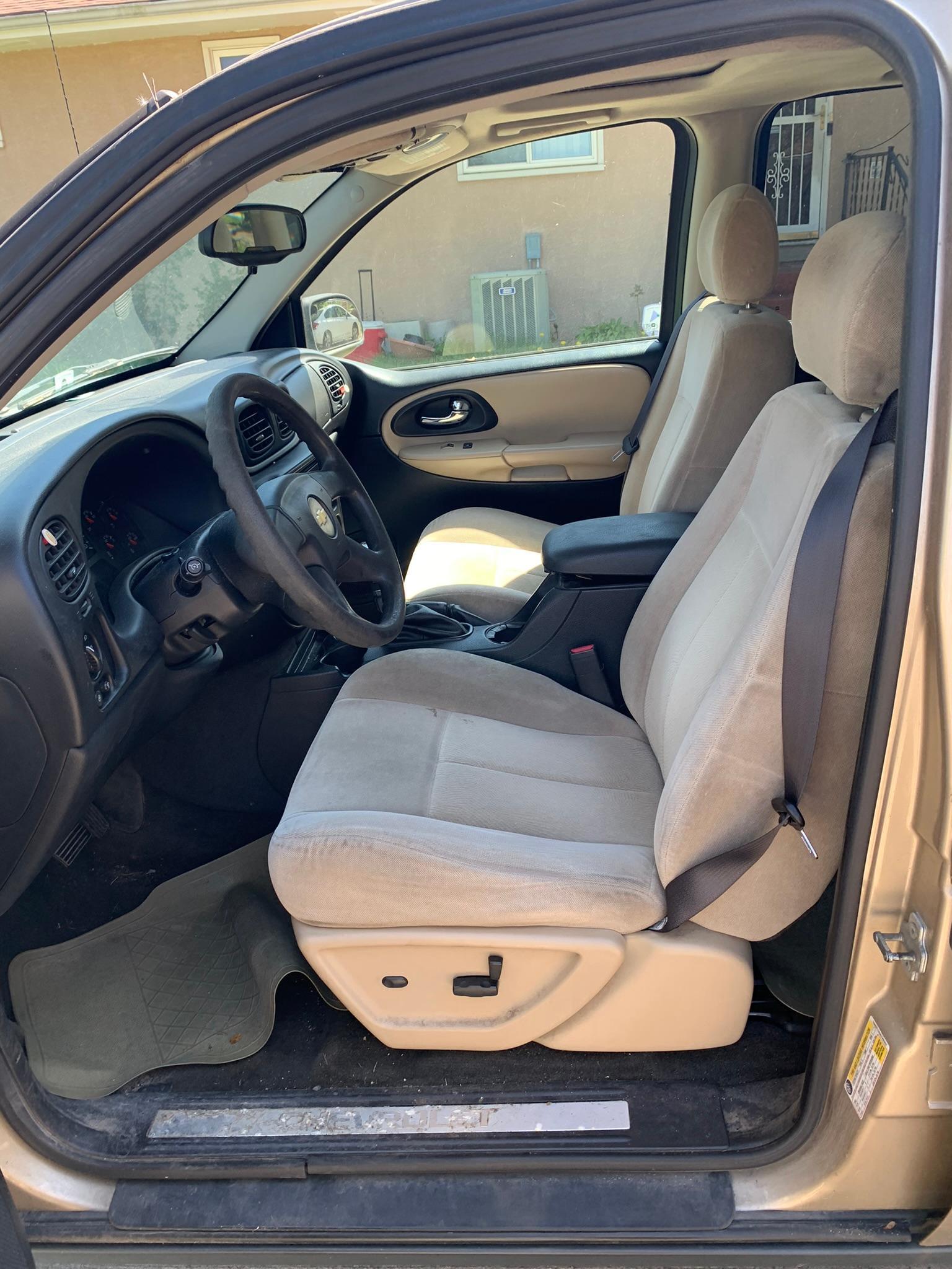 2006 Chevy Trailblazer LS, 105,346 Miles Has Key