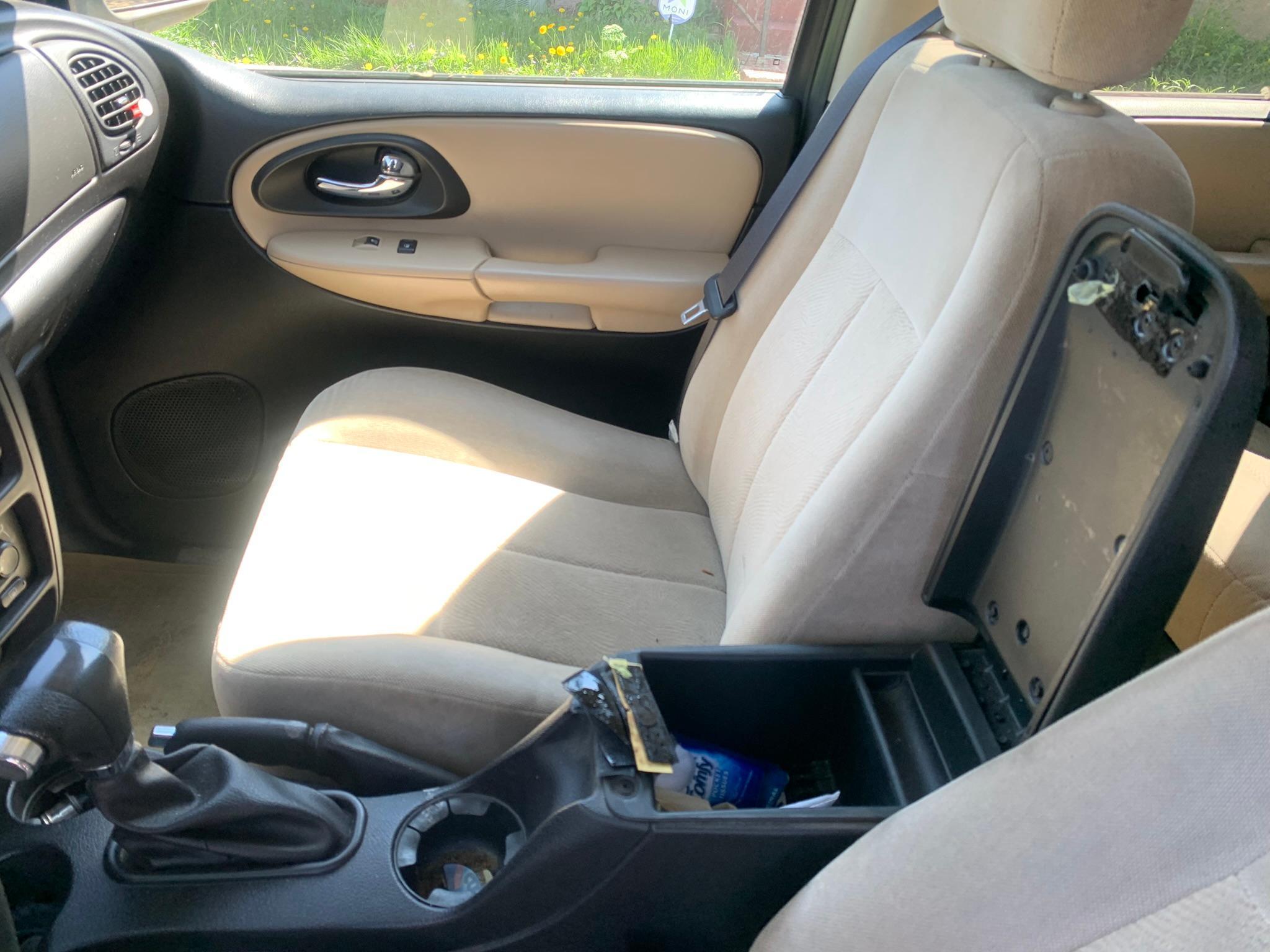 2006 Chevy Trailblazer LS, 105,346 Miles Has Key