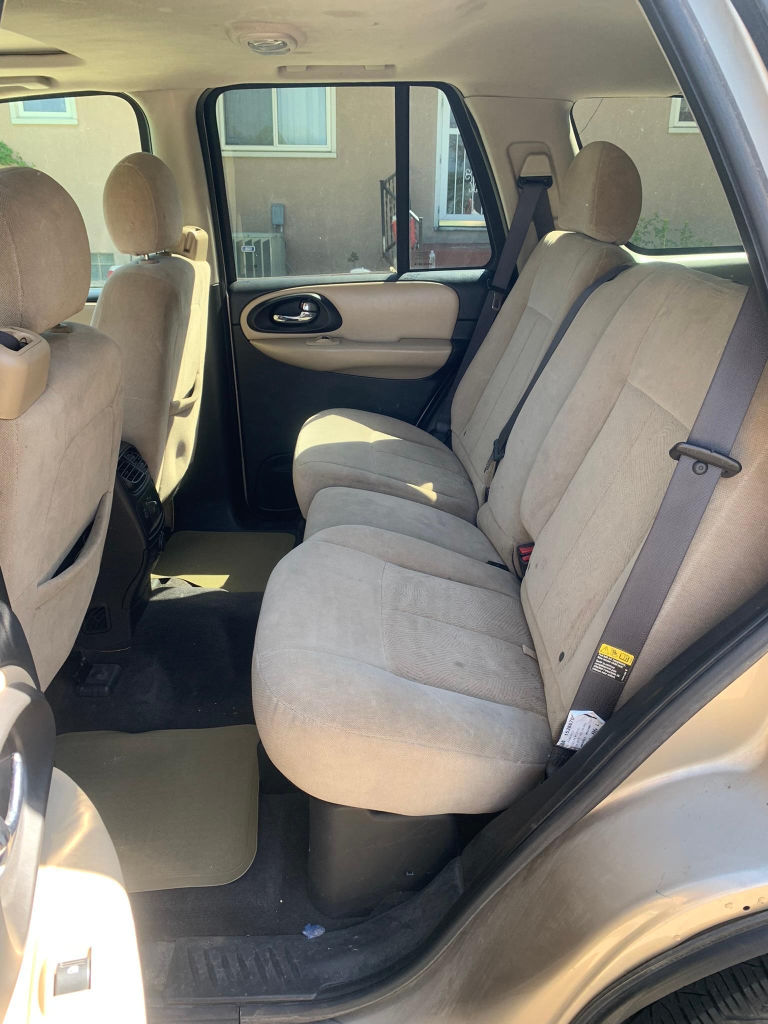 2006 Chevy Trailblazer LS, 105,346 Miles Has Key