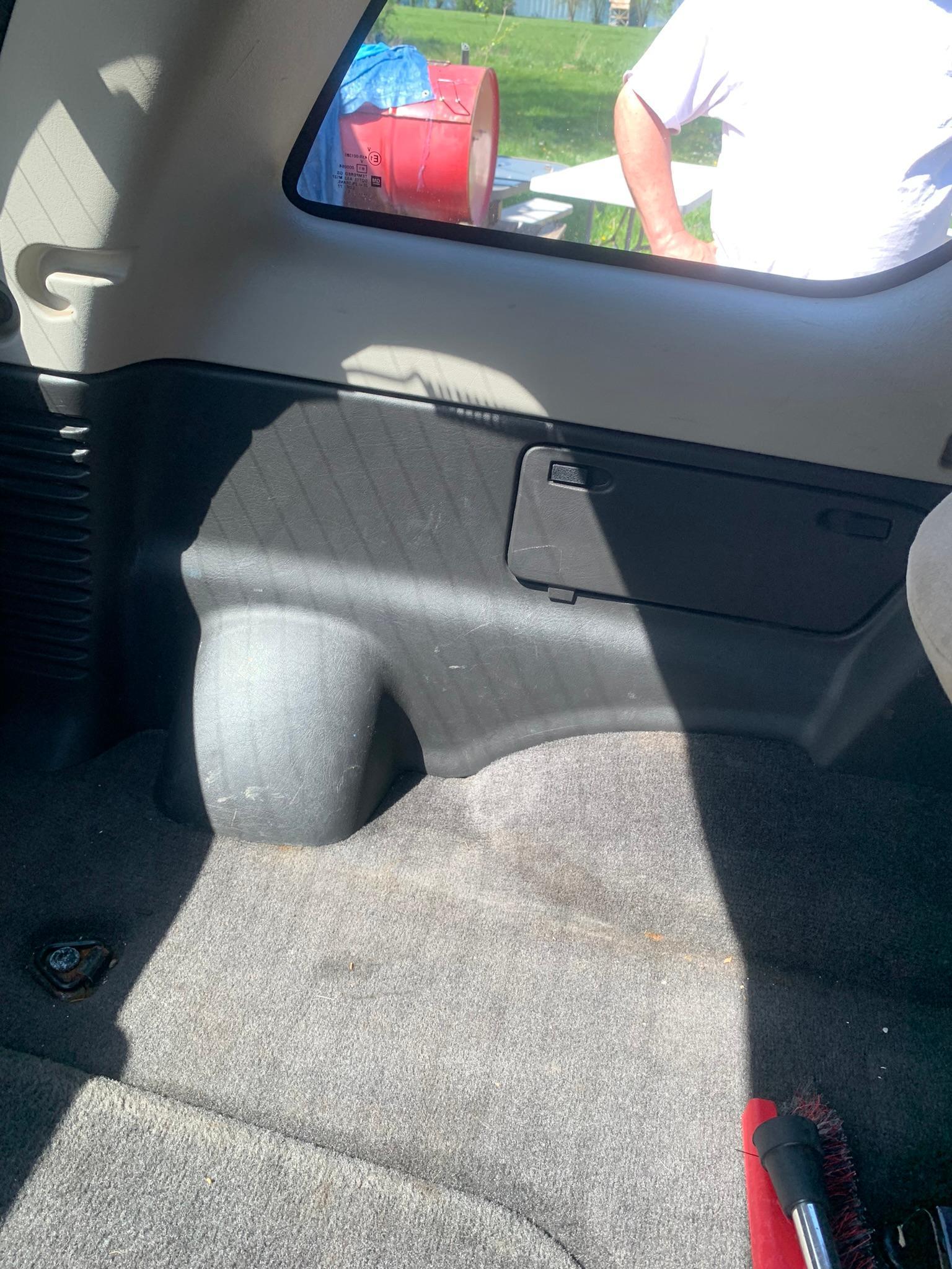 2006 Chevy Trailblazer LS, 105,346 Miles Has Key