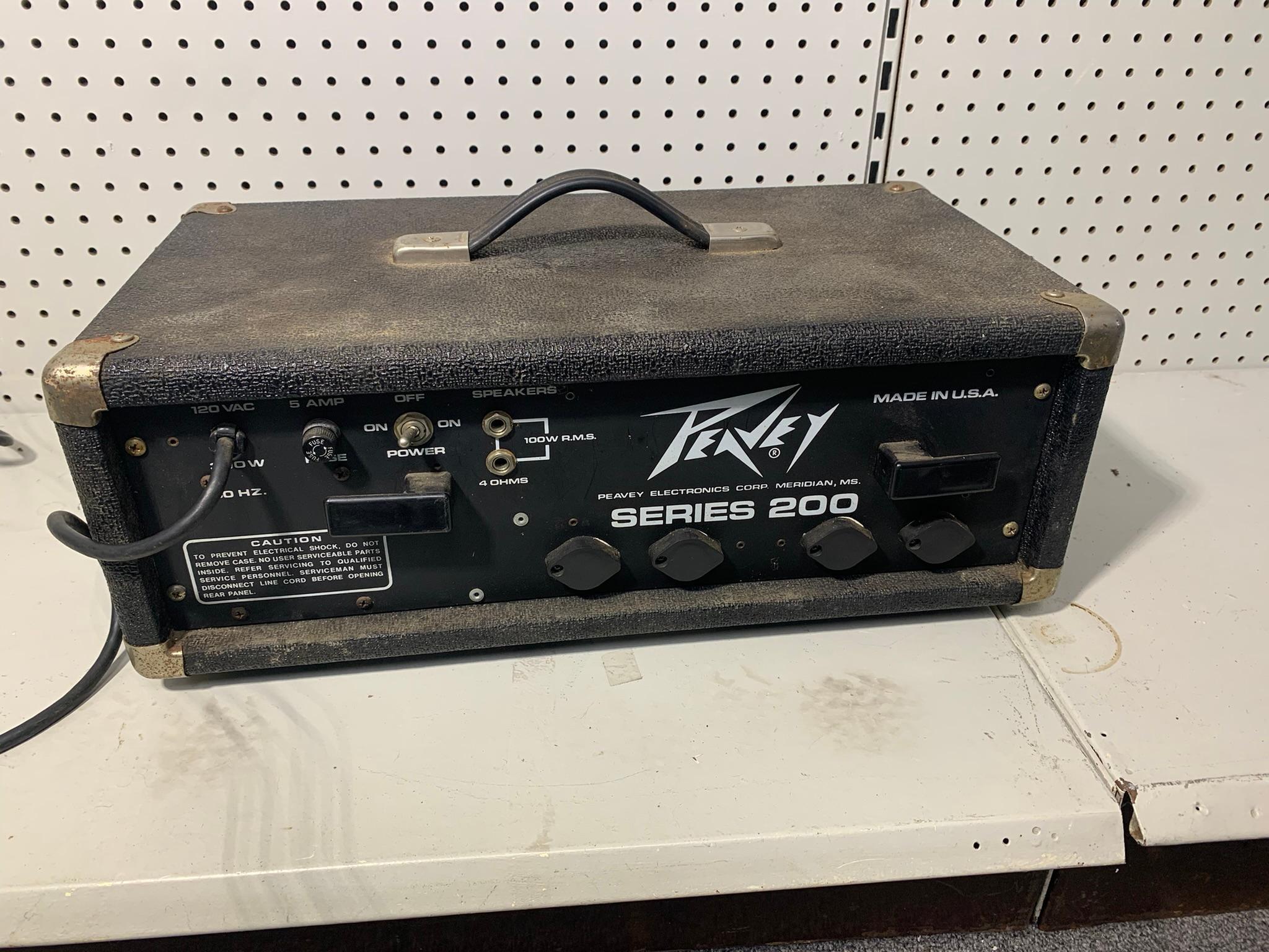 Peavey PA-200 Mix Amp