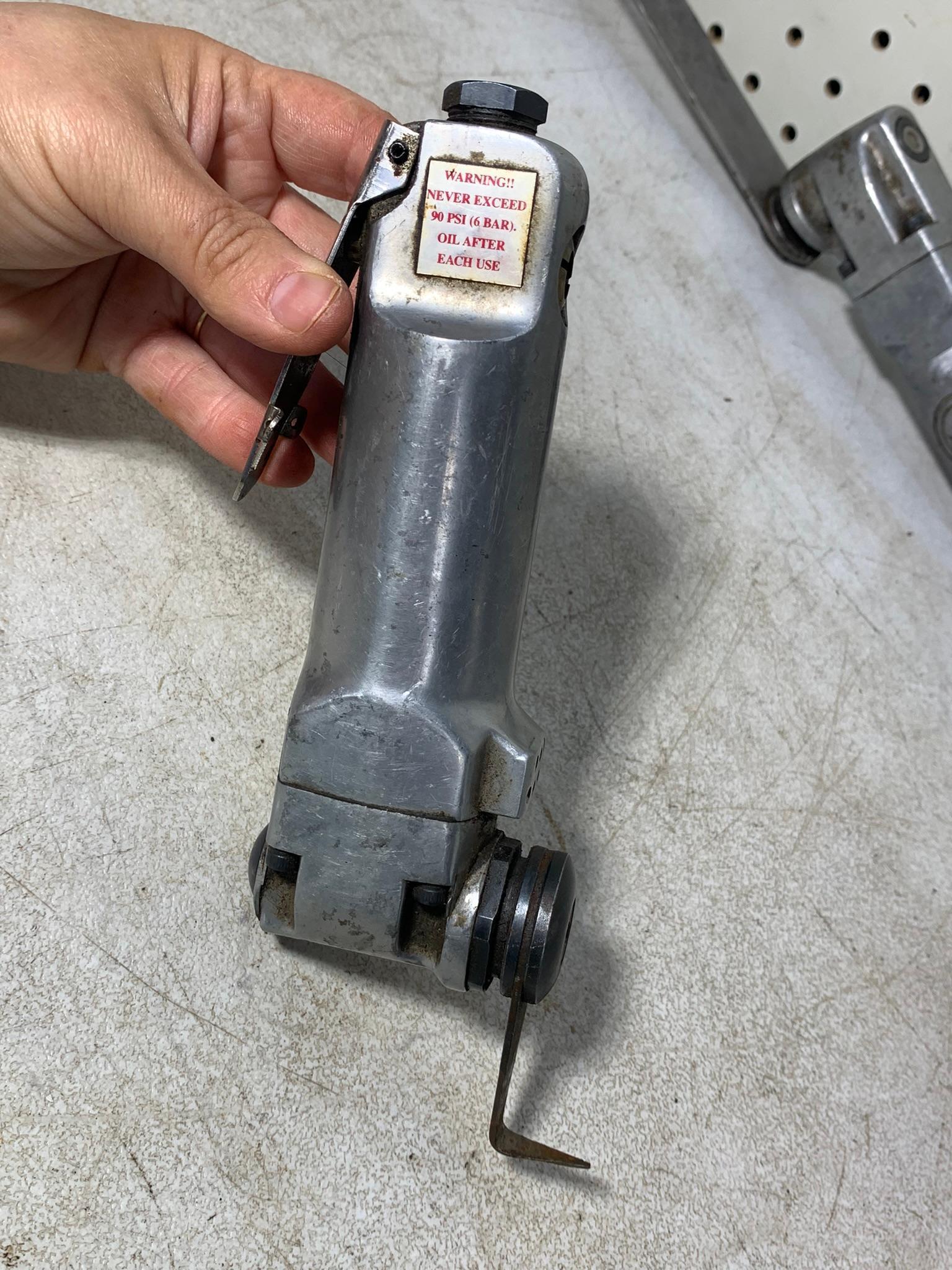 Pneumatic Cut-Off Tools