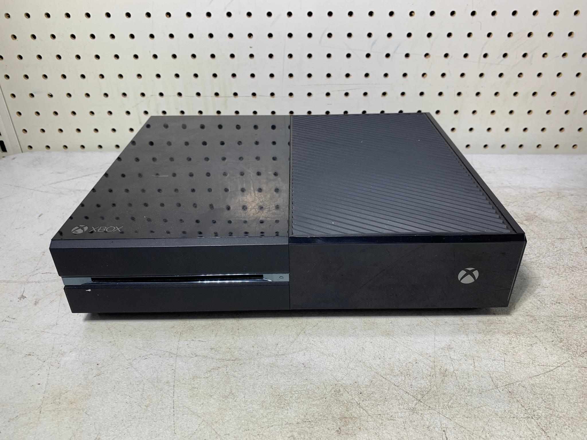 Microsoft XBOX ONE Console with Controller & Cords