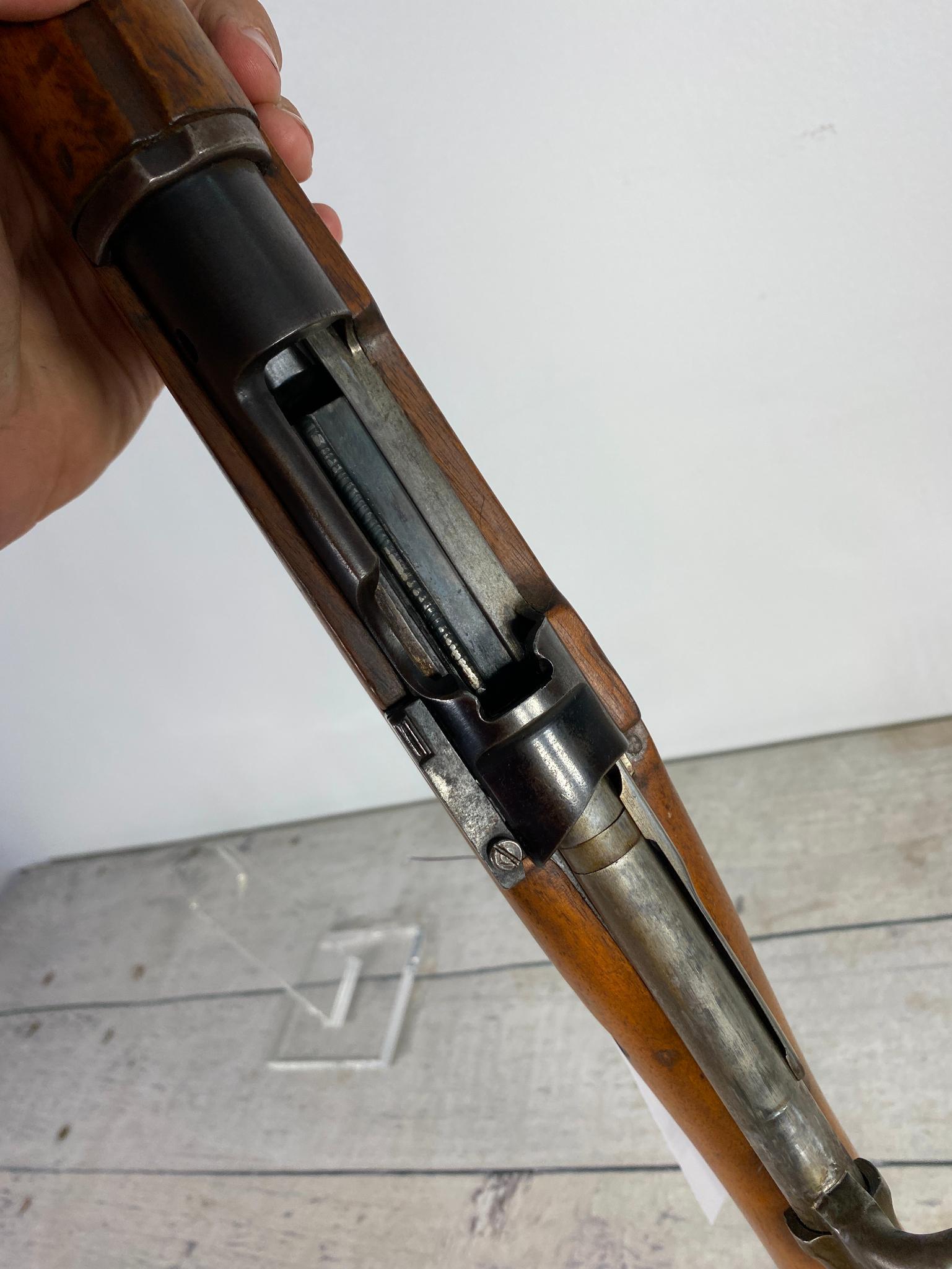 * German Mauser Rifle 7.92 x 57
