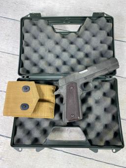 ** Auto Ordnance Model 1911A1 Army Parkerized 45 ACP