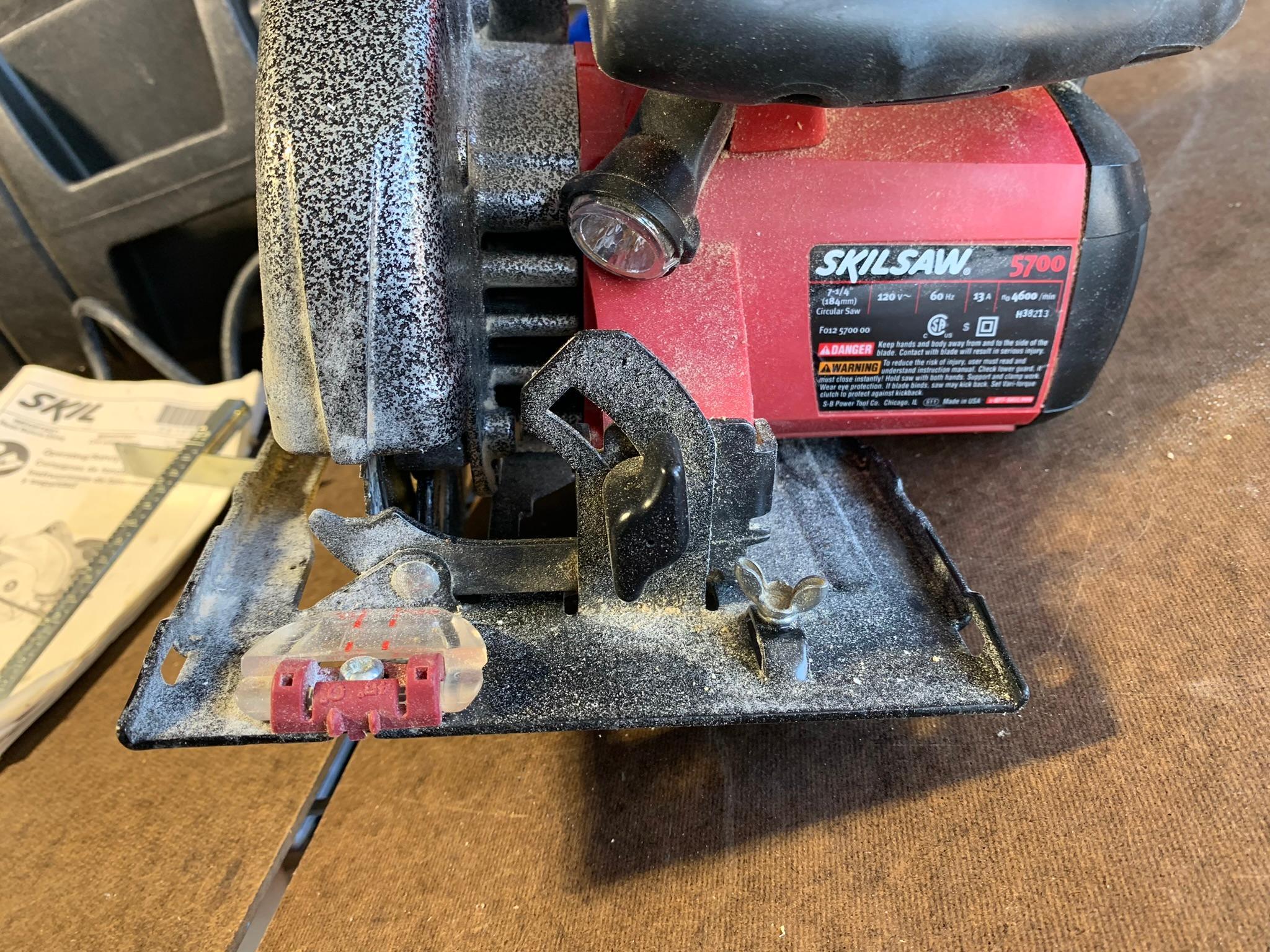 Skil Circular Saw with Case and Skil Classic Router with Case