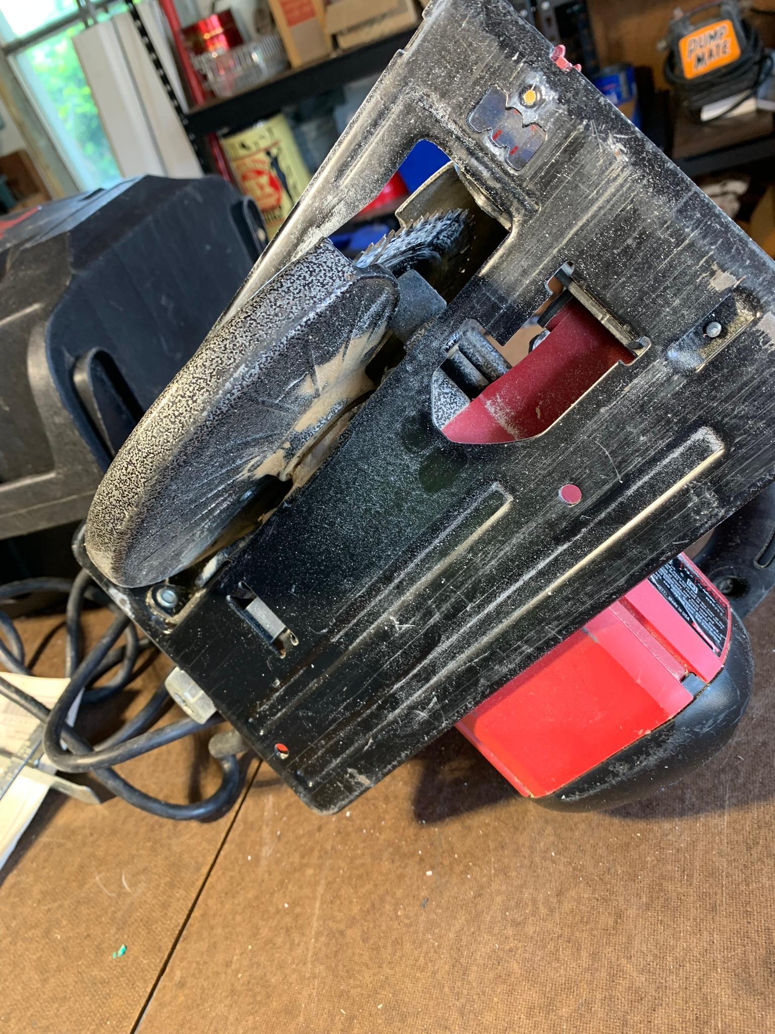 Skil Circular Saw with Case and Skil Classic Router with Case