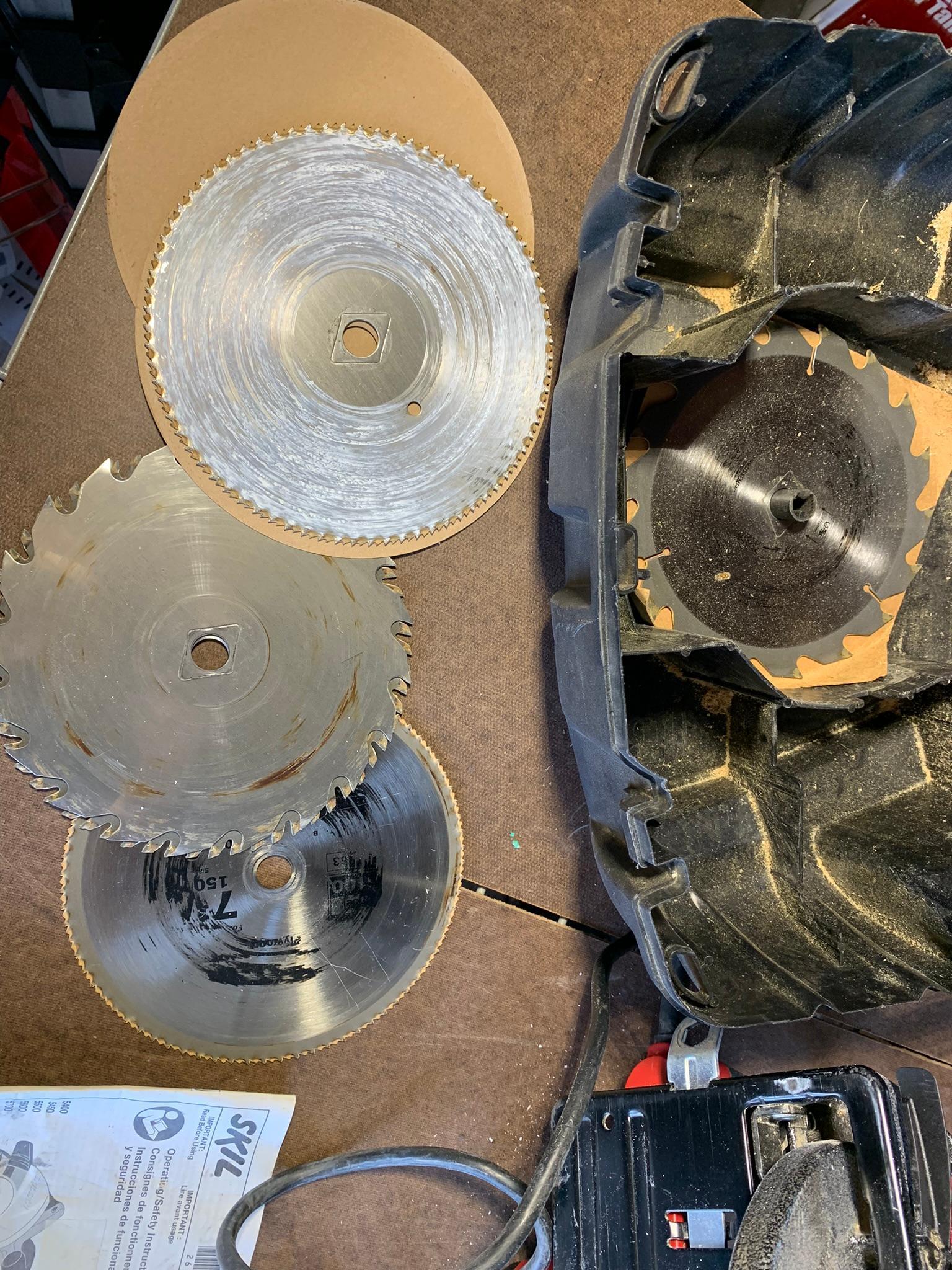 Skil Circular Saw with Case and Skil Classic Router with Case