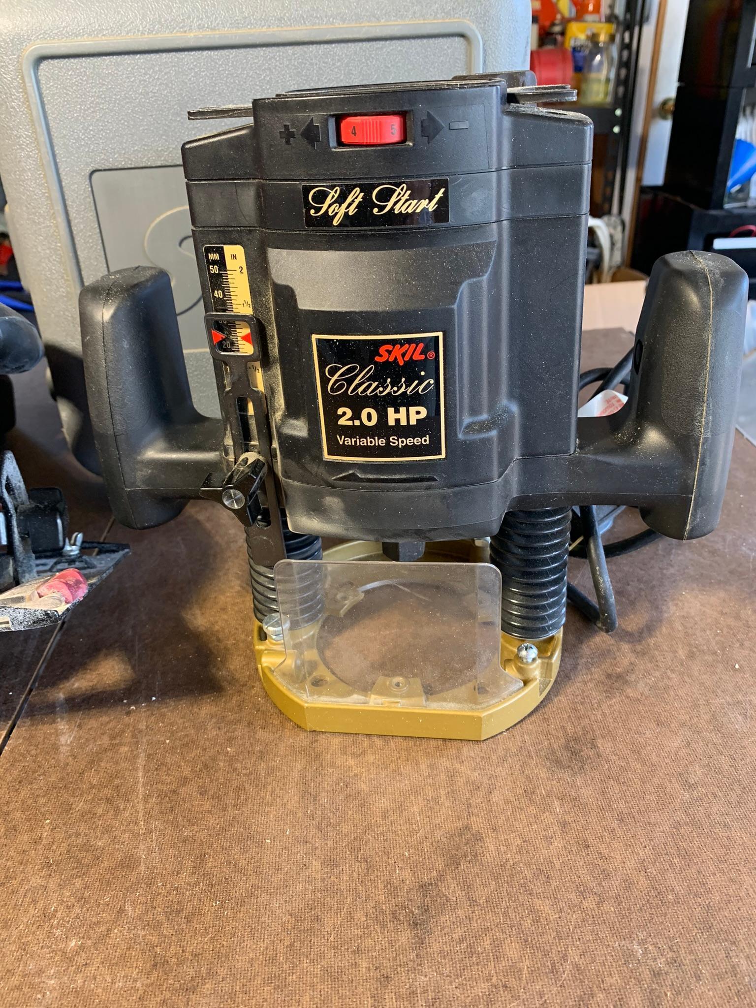 Skil Circular Saw with Case and Skil Classic Router with Case