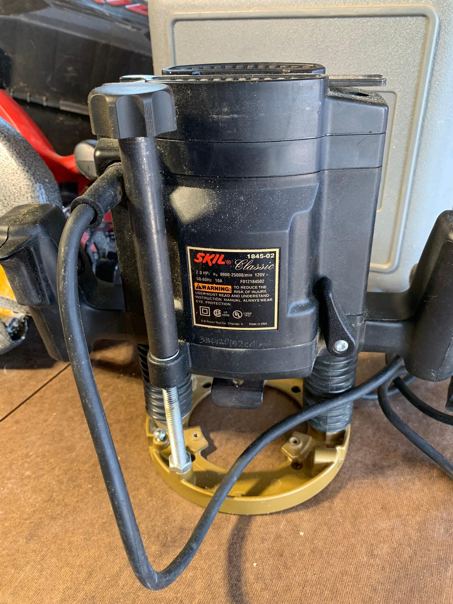Skil Circular Saw with Case and Skil Classic Router with Case