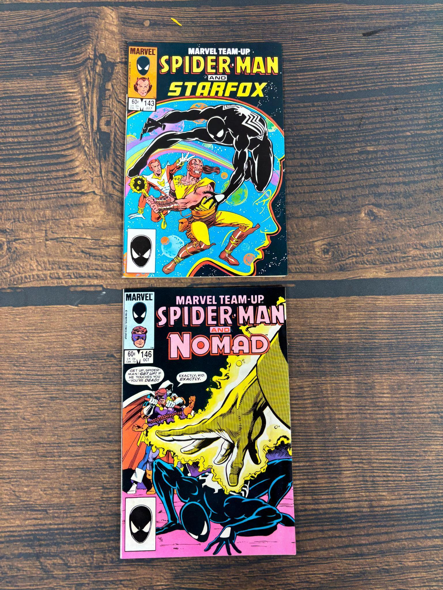 Group of Eight Spiderman Team Up Marvel Comics
