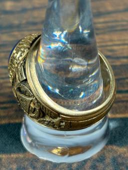 18 grams - 10k Gold Class Ring 1976 Muskingum College Jostins Size 10