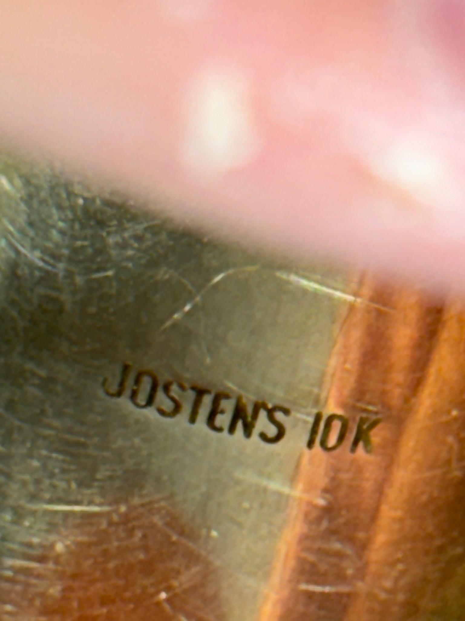 18 grams - 10k Gold Class Ring 1976 Muskingum College Jostins Size 10
