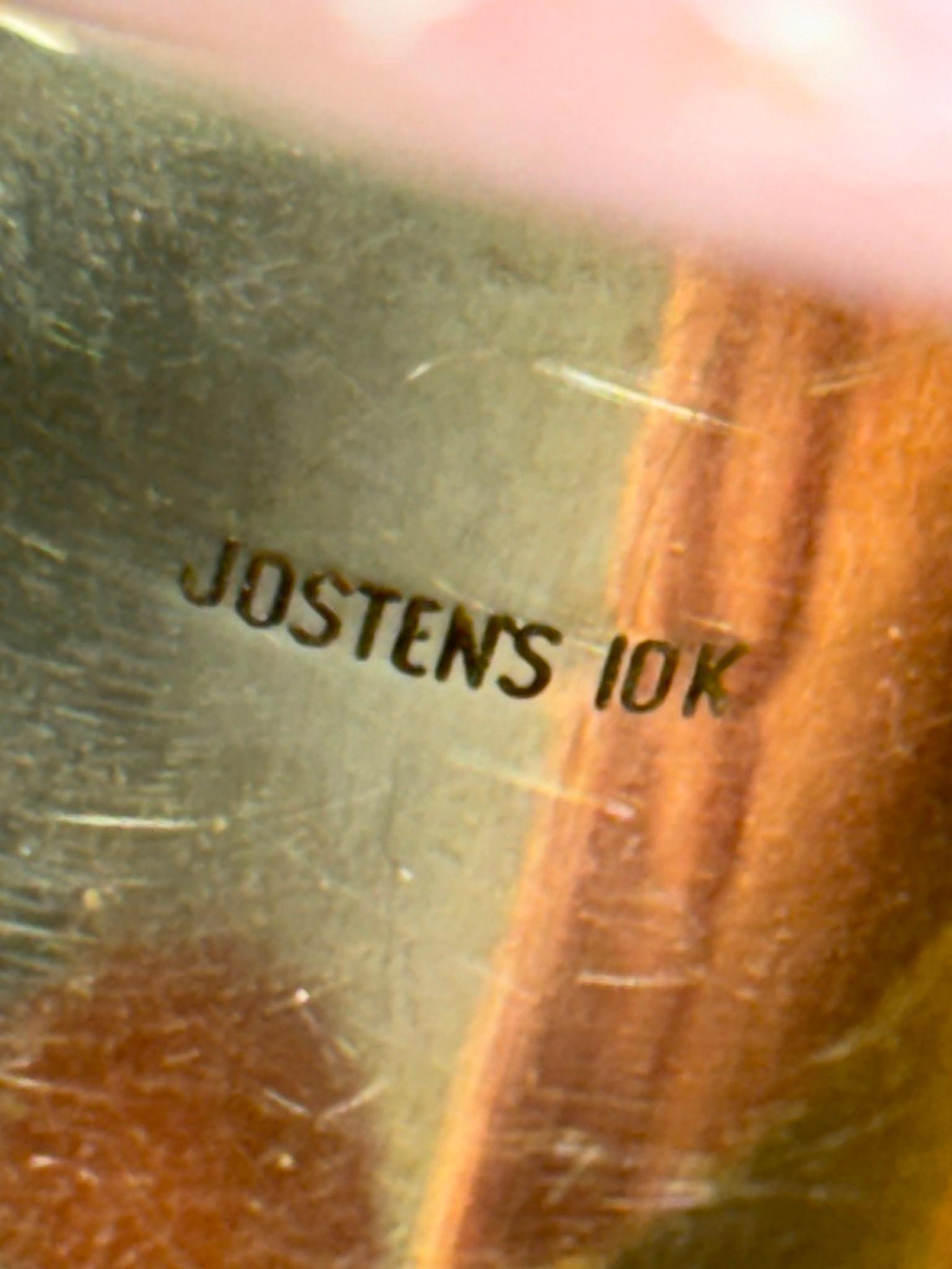 18 grams - 10k Gold Class Ring 1976 Muskingum College Jostins Size 10