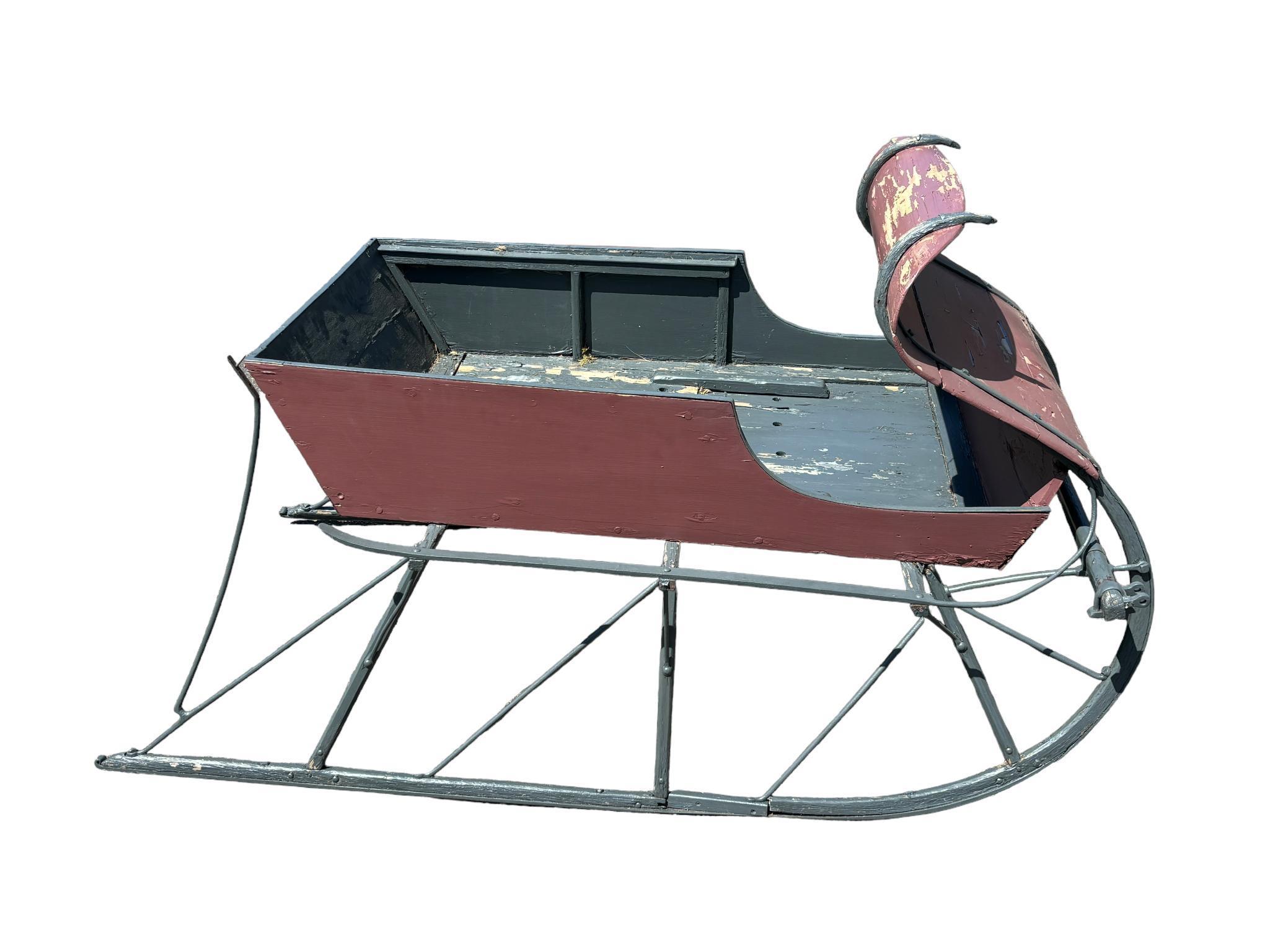 Primitive Antique Curved Front Sleigh