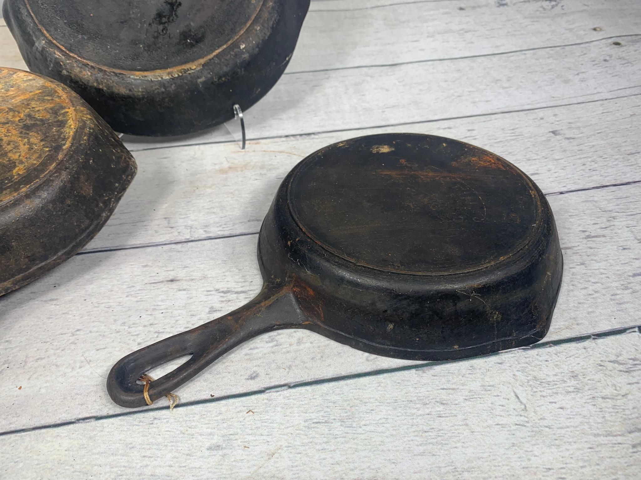 Group of Three Vintage Martin Cast Iron Skillets