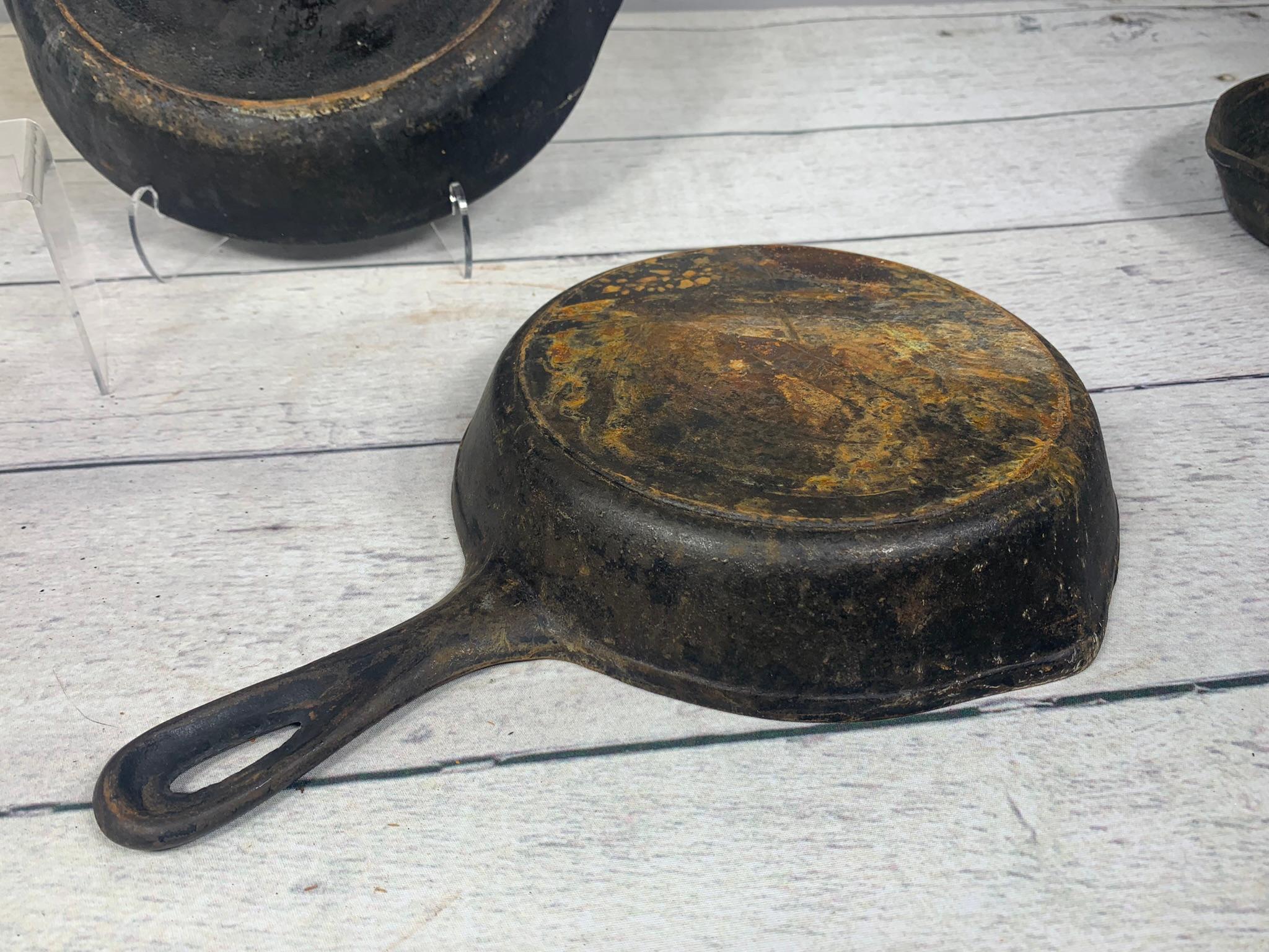 Group of Three Vintage Martin Cast Iron Skillets