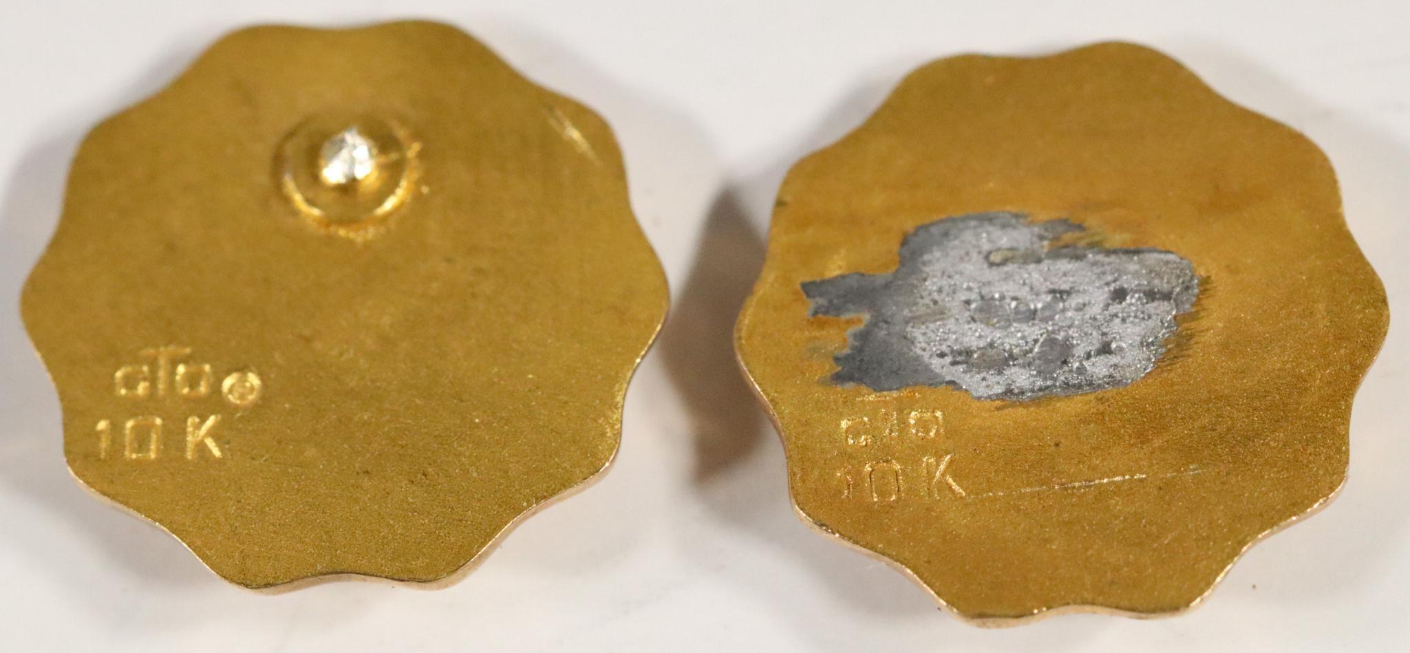 Two 10k Gold Tie pin tacks 3.46 grams