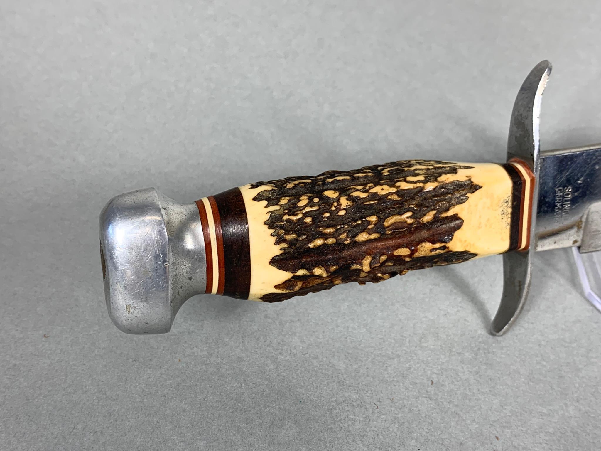 Group Lot of Assorted Vintage Knives Including Case