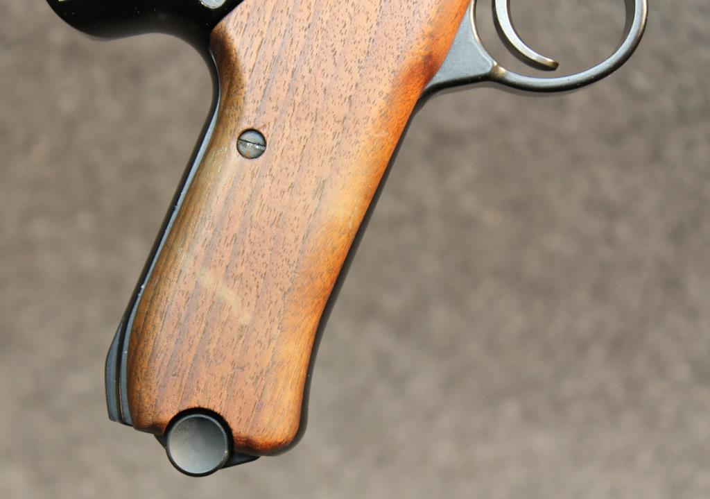 Stoeger Arms Co., Luger,