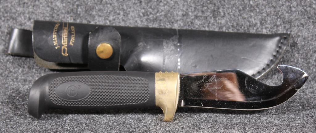J. Marttiini Finland 4.25" approx. gut hook fixed blade in leather sheath
