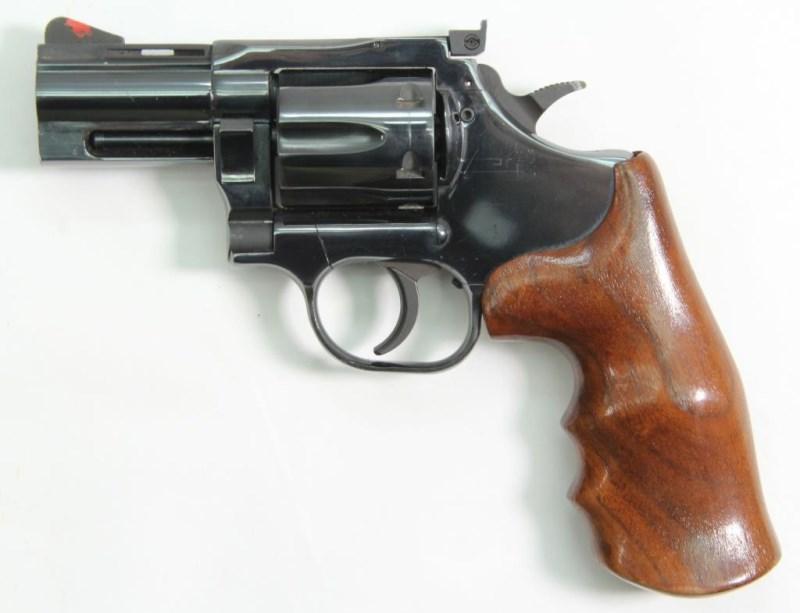 Dan Wesson, Model 15-2 four barrel set, .357 mag, s/n 203614, revolver