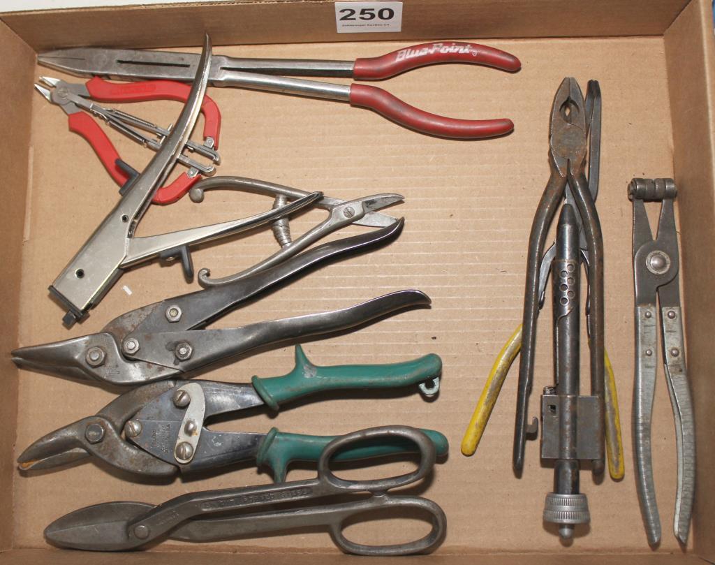 Flat lot-Assorted specialty pliers: Blue Point 12"